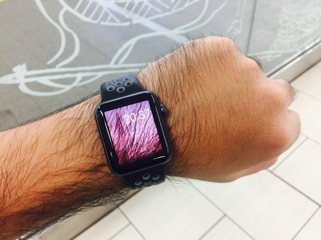 最高にクールな Apple Watch の待ち受け画面を発見した