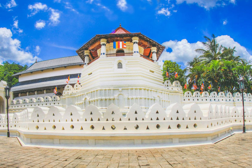 From huge Dagobas in Anuradhapura to the awesome Cave Temple at Dambulla and the Sacred Tooth Relic at the Dalada Maligawa, Sri Lanka is home to several UNESCO World Heritage Sites which date back centuries and are rich in history.