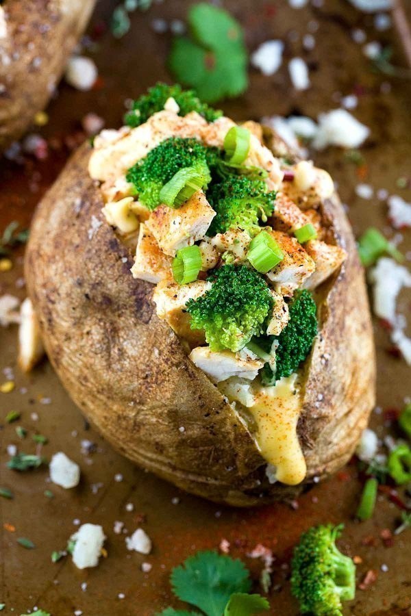 These Baked Potato Dinners Are Perfect If You Re On A Budget   Original Grid Image 23977 1501078377 25 