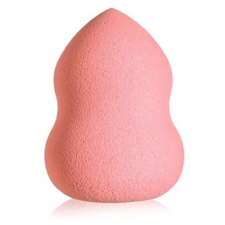 17 Beauty Blender Dupes That Are Actually Worth Buying