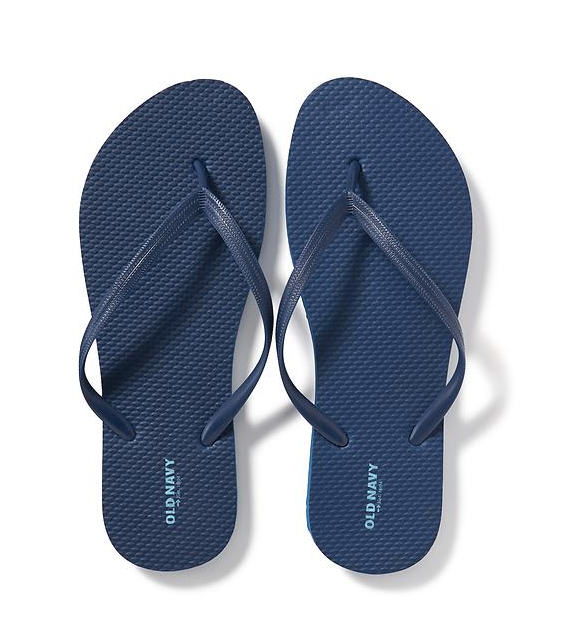 21 Ridiculously Comfortable Sandals For Anyone With Flat Feet