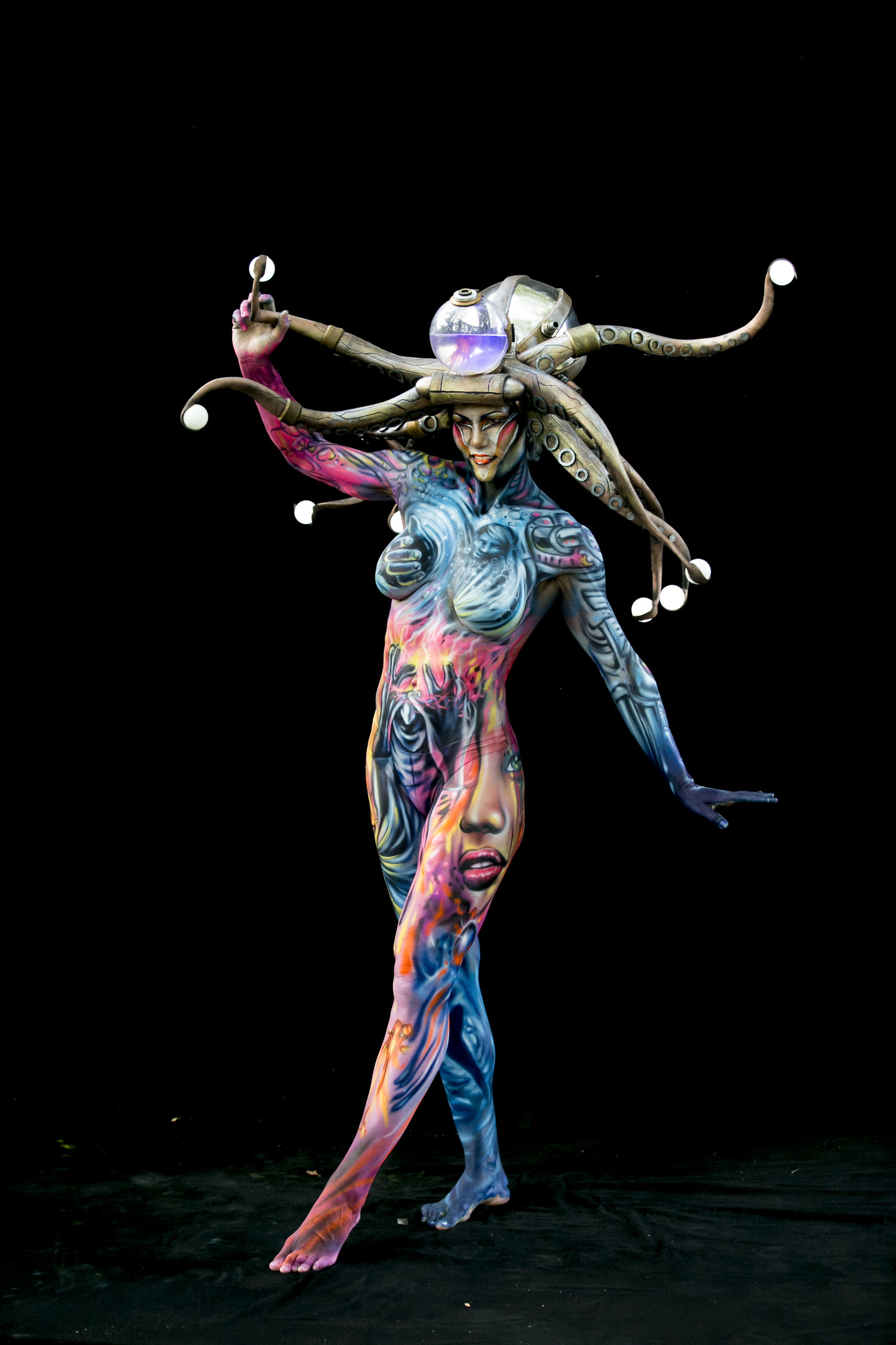 These Models Are Covered Head To Toe In Body Paint And Yowza It s