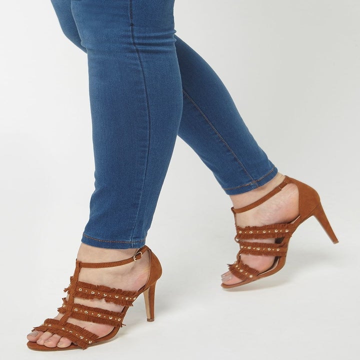 best shoes for big feet women's