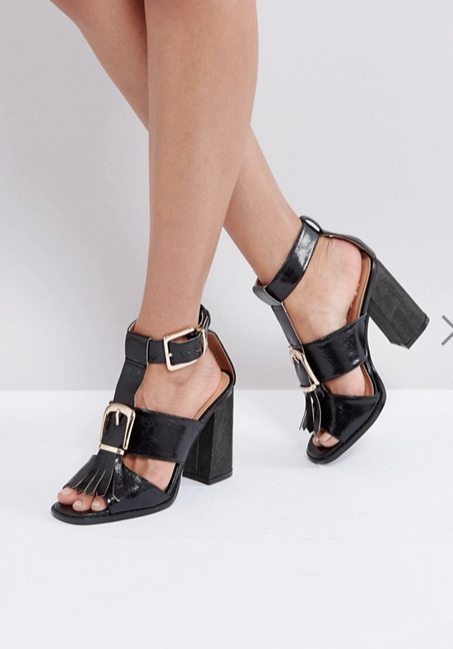 best shoes for big feet women's