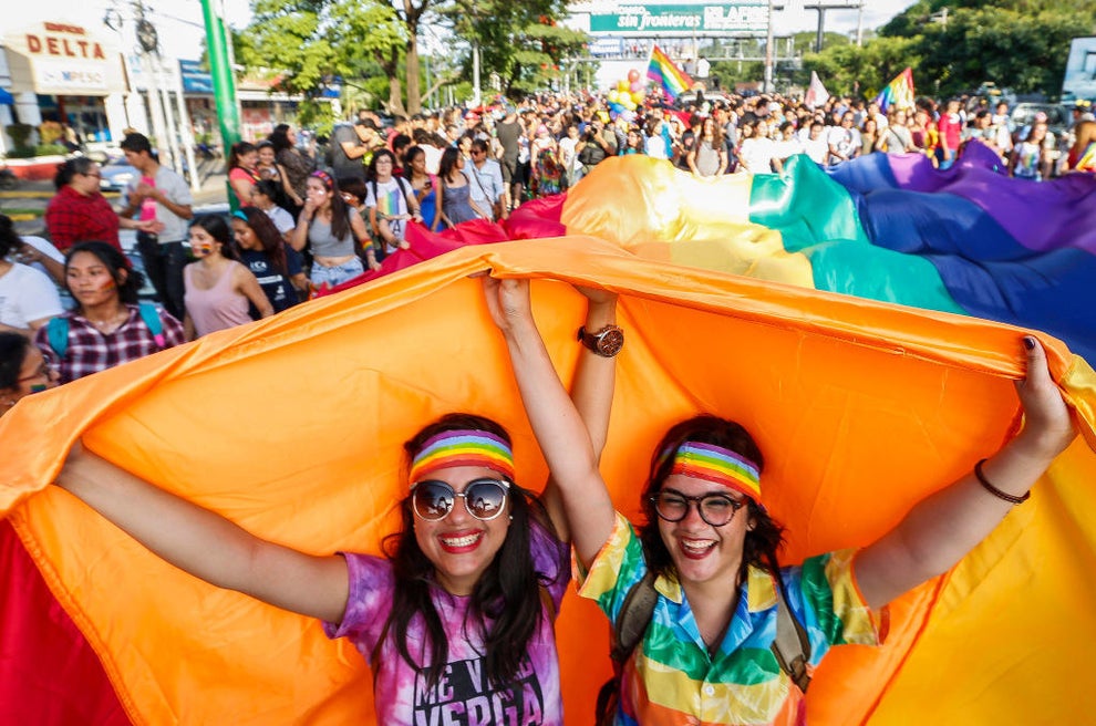 33 Pictures Of Pride In Different Countries That'll Make You Smile And Cry