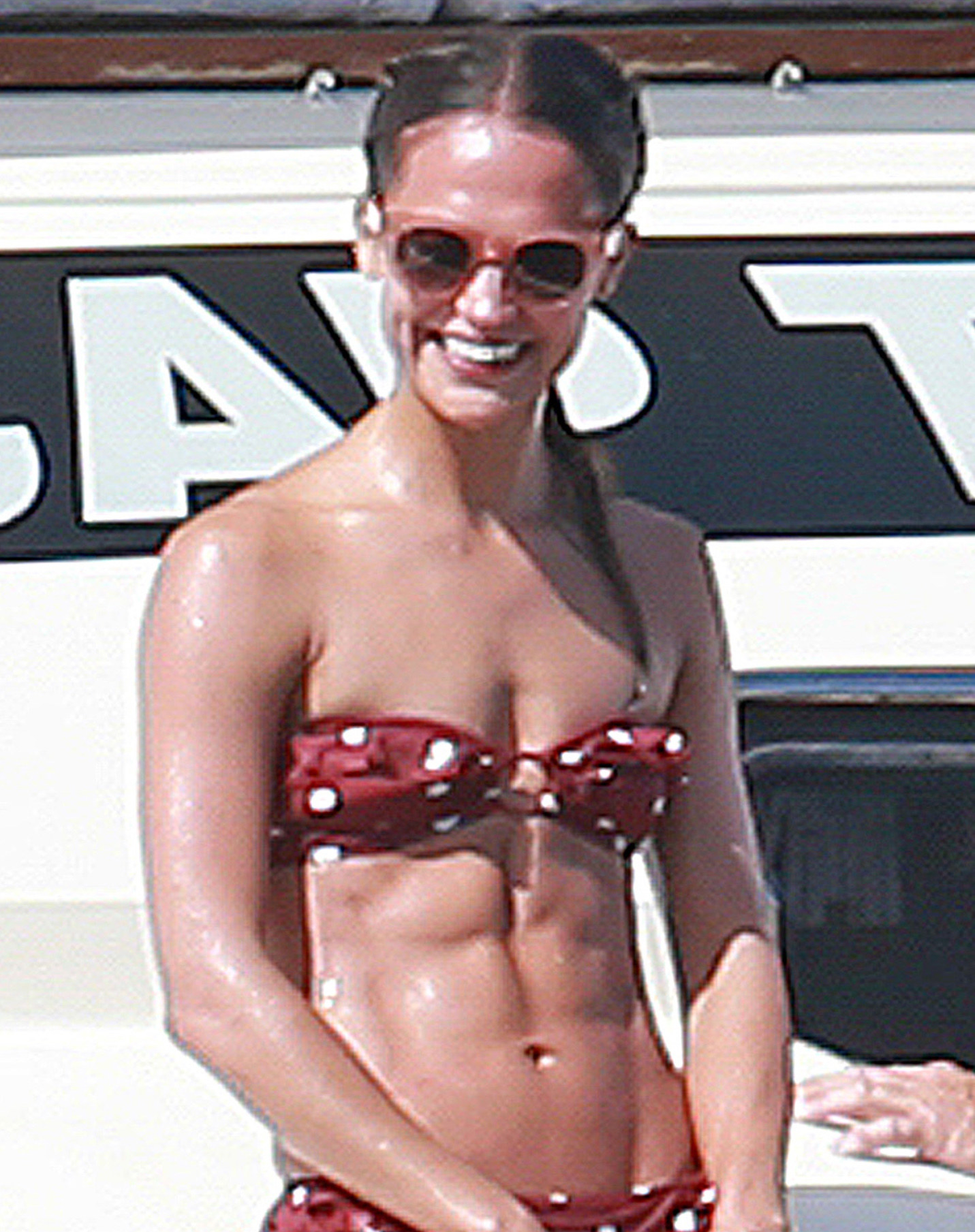 The secrets behind Alicia Vikander's killer abs