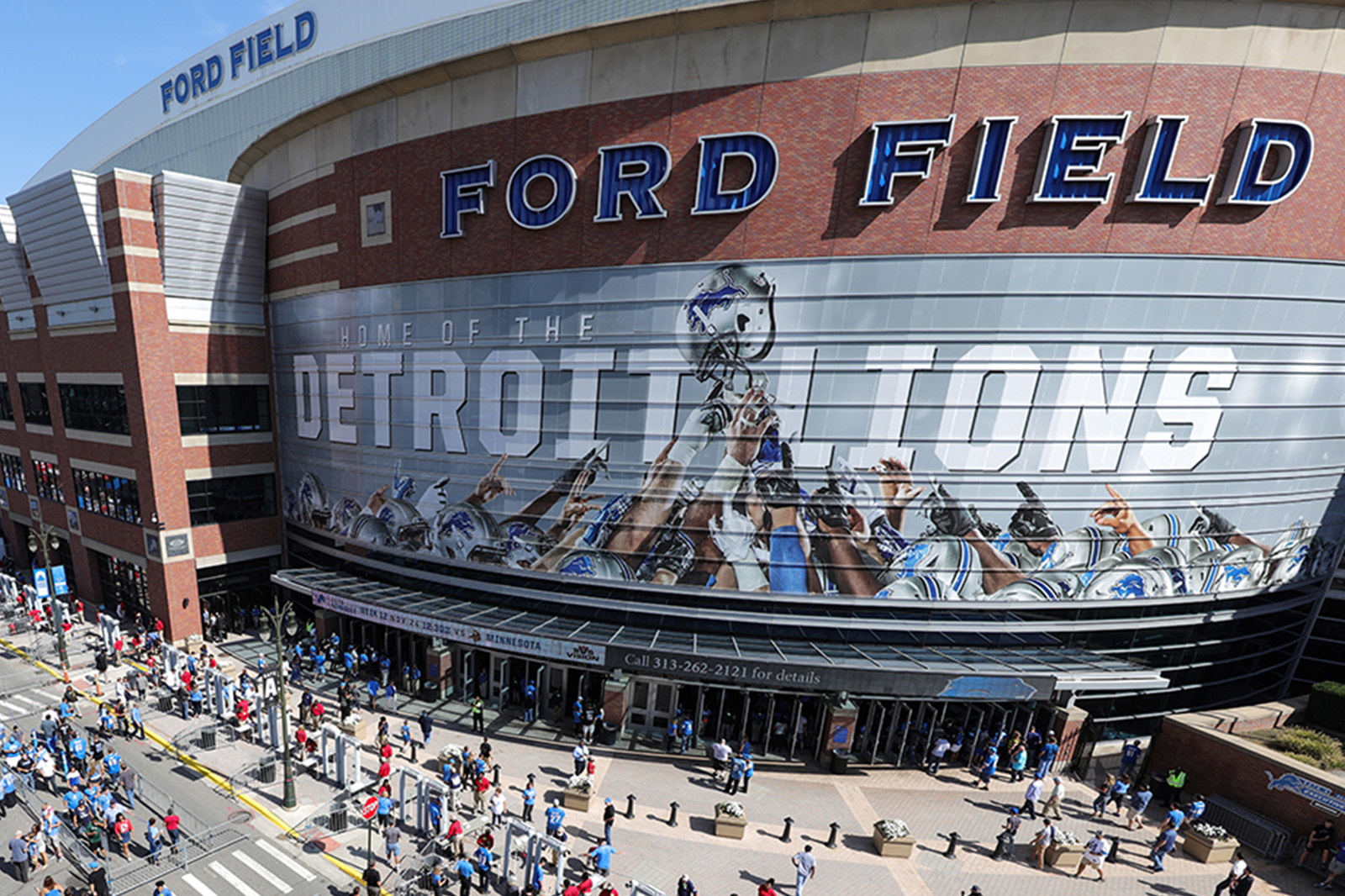 Ford Field was built in 2002 to be the official home of the NFL Detriot Lions and was designed to incorporate the existing site infrastructure, the Hudson warehouse.