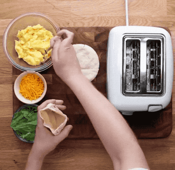 This Toaster Trick Is A Gamechanger If You're Hangry