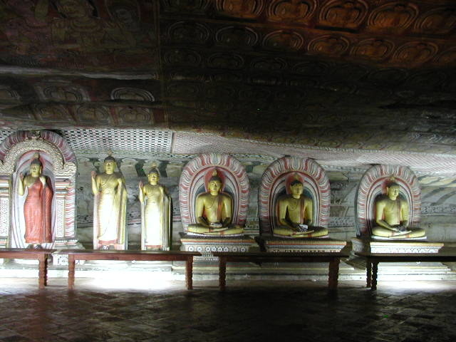 The temple has five sanctuaries that feature ancient mural paintings depicting the life of Lord Buddha. The temple’s cave monastery dates from the 2nd century BC and is one of the most significant monasteries in Sri Lanka.