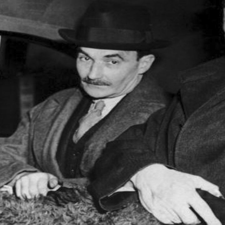 what-the-crown-cast-looks-like-vs-what-the-royal-family-looks-like