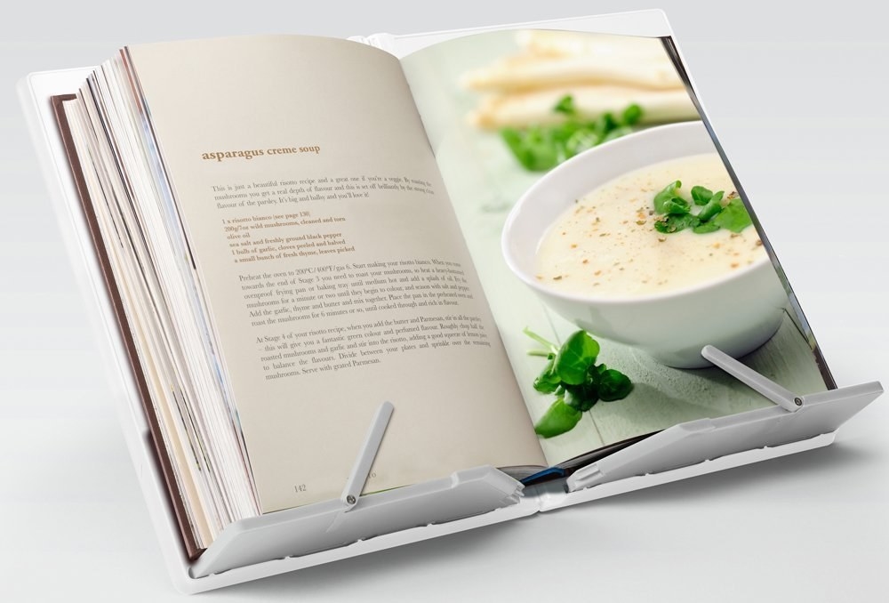 Взять книгу рецептов. Кулинарная книга. Кулинария книга. Книжка рецептов. Дизайнерская кулинарная книга.