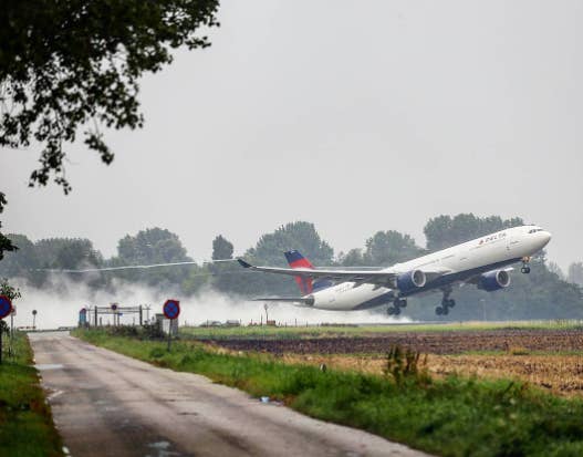 The airport was constructed at the bottom of the Haarlemmer Lake, which was drained in 1852.