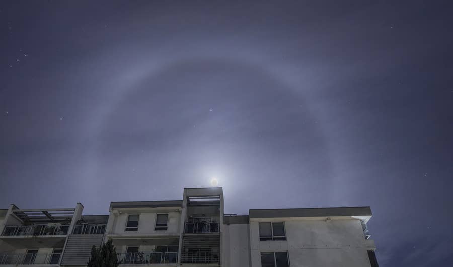 What Is A Moon Halo And How Is It Different To A Moonbow?