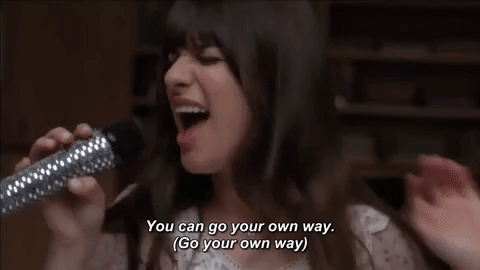 I can't have been the only one that was sick and tired of Rachel singing sappy ballads, so it was nice to hear her cut loose with a Fleetwood Mac classic.