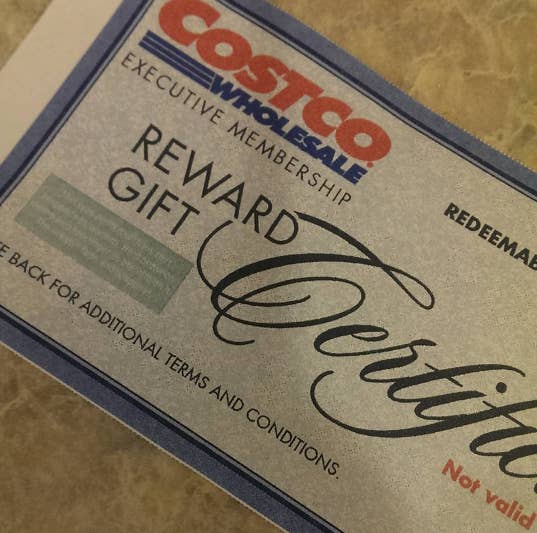 Executive members receive a 2% reward on qualified purchases, the sum of which they receive back in the form of an annual reward certificate.
