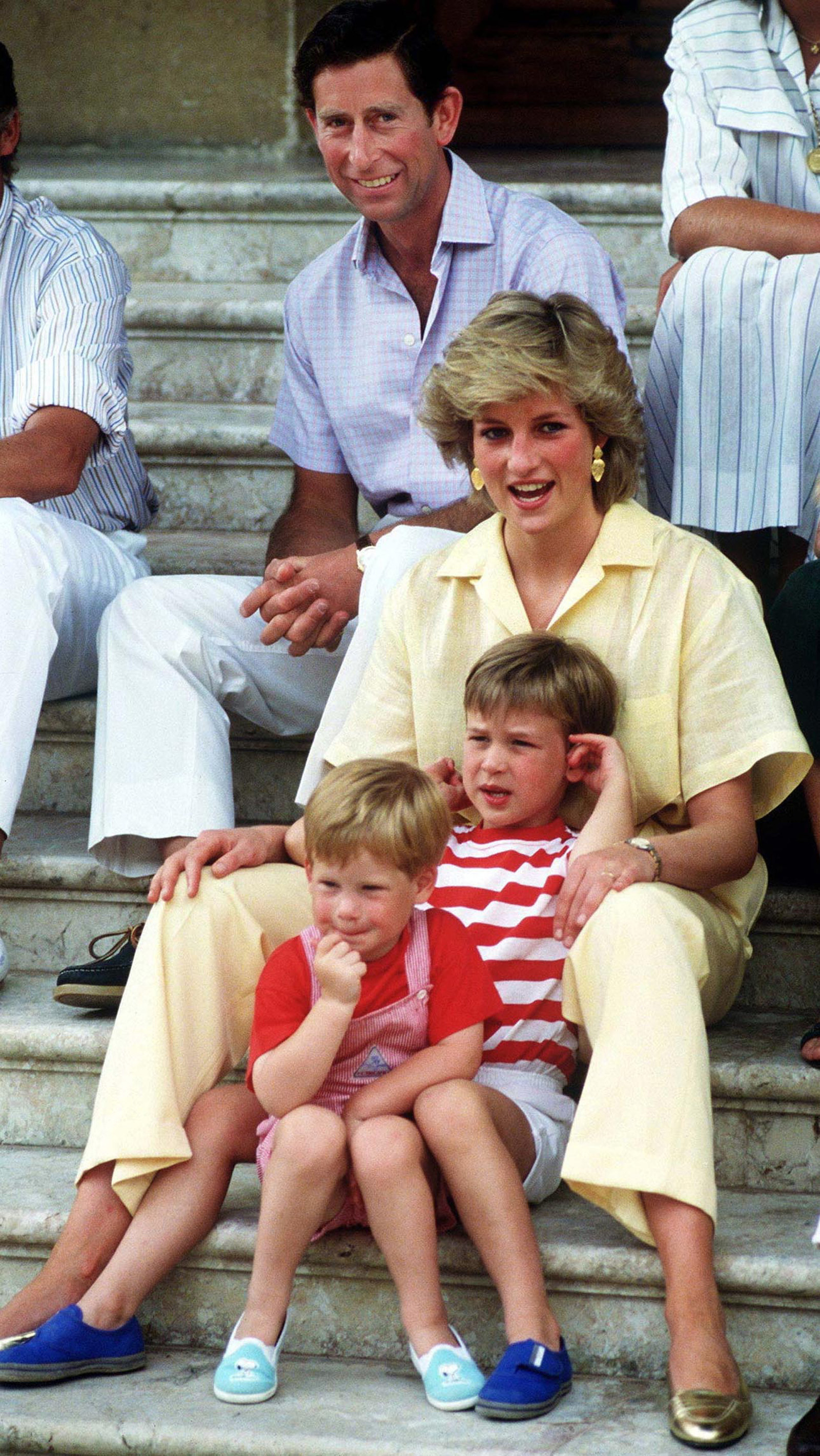 Princesa Diana: madre, humanitaria e icono de la moda