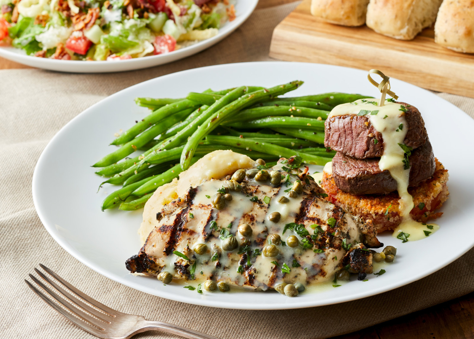 Also in the mix is BRAVO's Mixed Grill, which highlights the best of both worlds with Chicken Griglia and Beef Tornedos. You can enjoy two 2 oz. beef medallions over a Romano crusted tomato with house-made hollandaise that pairs perfectly with the herb marinated chicken breast with lemon caper butter, mashed potatoes and haricot vert.
