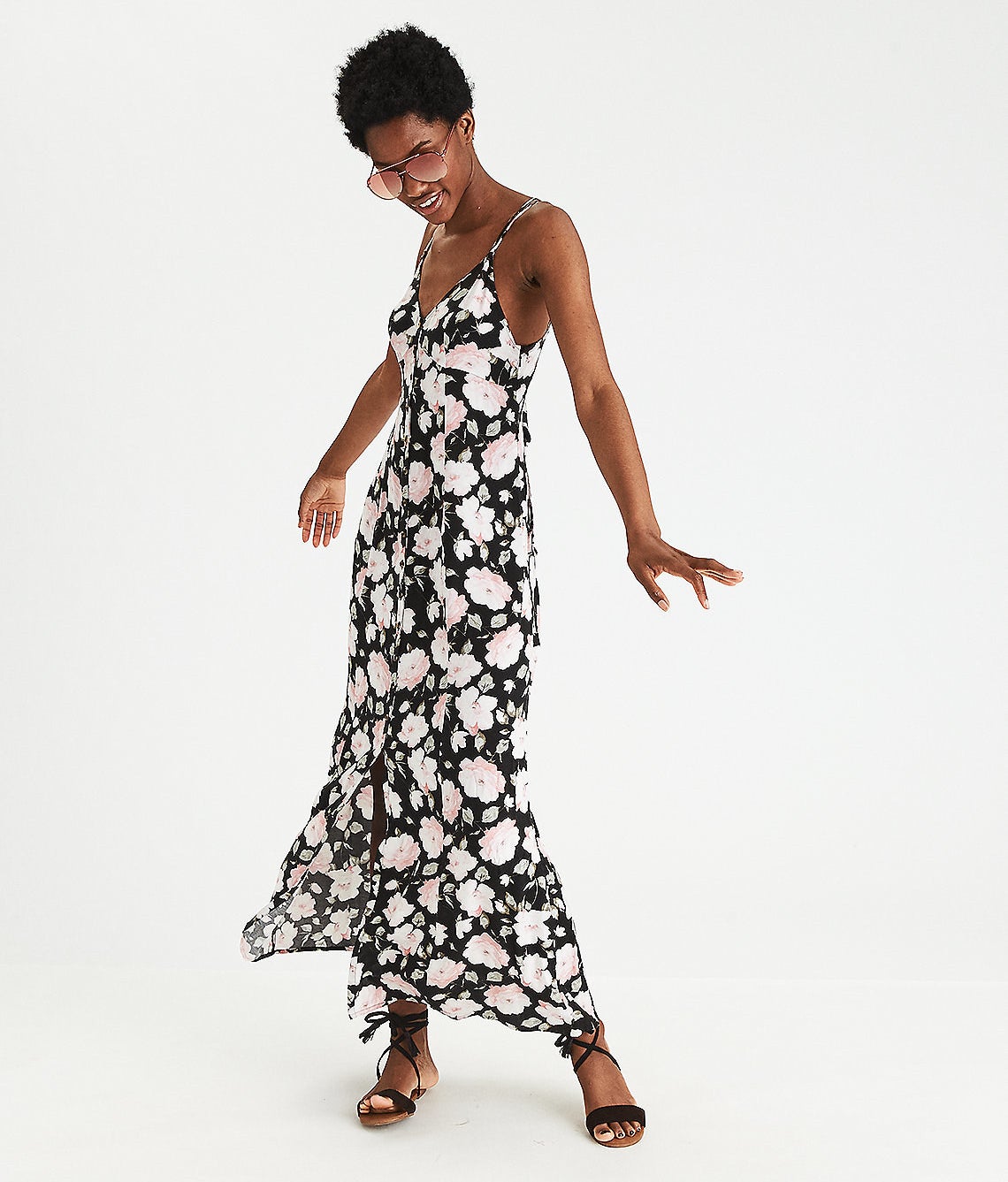 29 Beautiful Maxi Dresses That You Basically Need Right This Second
