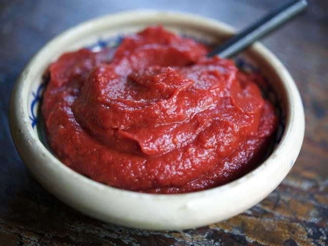 Although many would immediately associate ketchup with the US, it is actually based on a Chinese sauce known as ‘ke-tsiap’, which contained fermented fish. The recipe was changed a lot to suit western states, which is why ‘ketchup’ isn’t as popular in China.