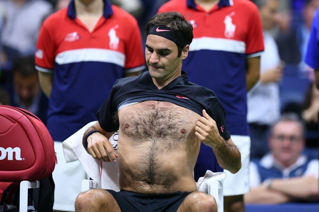 Literally Just 29 Pictures Of Tennis Players Taking Off Their Shirts