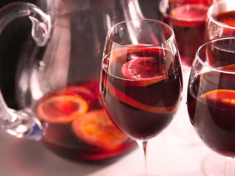 Time: 30 minutes.Ingredients:100 ml scotch whiskey25 ml lemon juice25 ml maple syrup5 strawberryice cubes as required35 ml apricot brandy25 ml dry vermouth1 orange5 lemonlemonade as requiredMethod:Pour scotch whiskey into a large jug. Add apricot brandy, lemon juice, dry vermouth, maple syrup, ice, slicedoranges, lemons and strawberries into the jug and top with lemonade.Pour in glasses and serve.