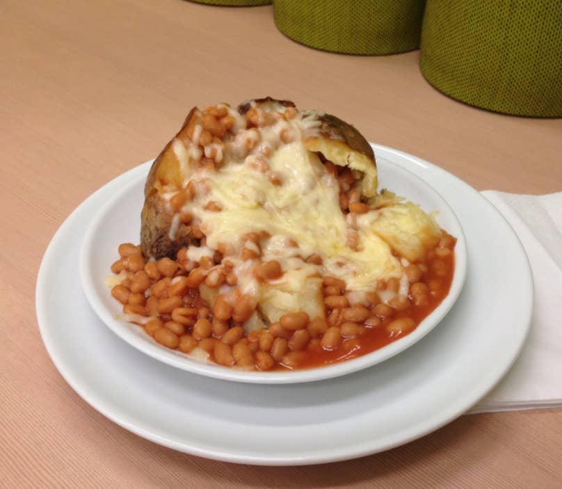 24 Delicious Ways To Eat Baked Beans That Brits Don T Realise Are Weird