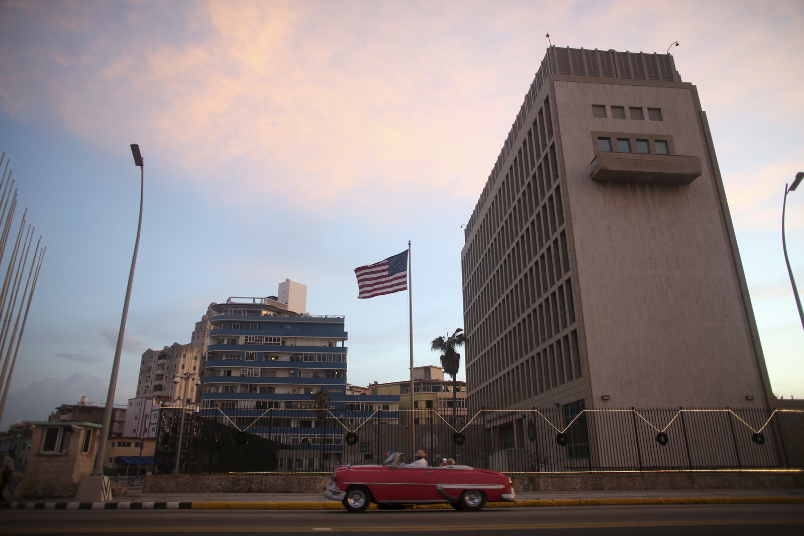 Mysterious Attacks Leave US And Canadian Diplomats In Cuba With   Sub Buzz 16783 1502319324 5 