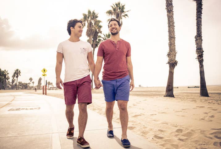 No se trata de pasar reporte sobre tu vida sexual o amorosa, sino, más bien, hablar de las cosas que fallaron. Si compartes con tu pareja lo que salió mal en sus otras relaciones, ambxs tendrán un panorama más chido sobre las cosas que deben evitar para no caer en lo mismo.
