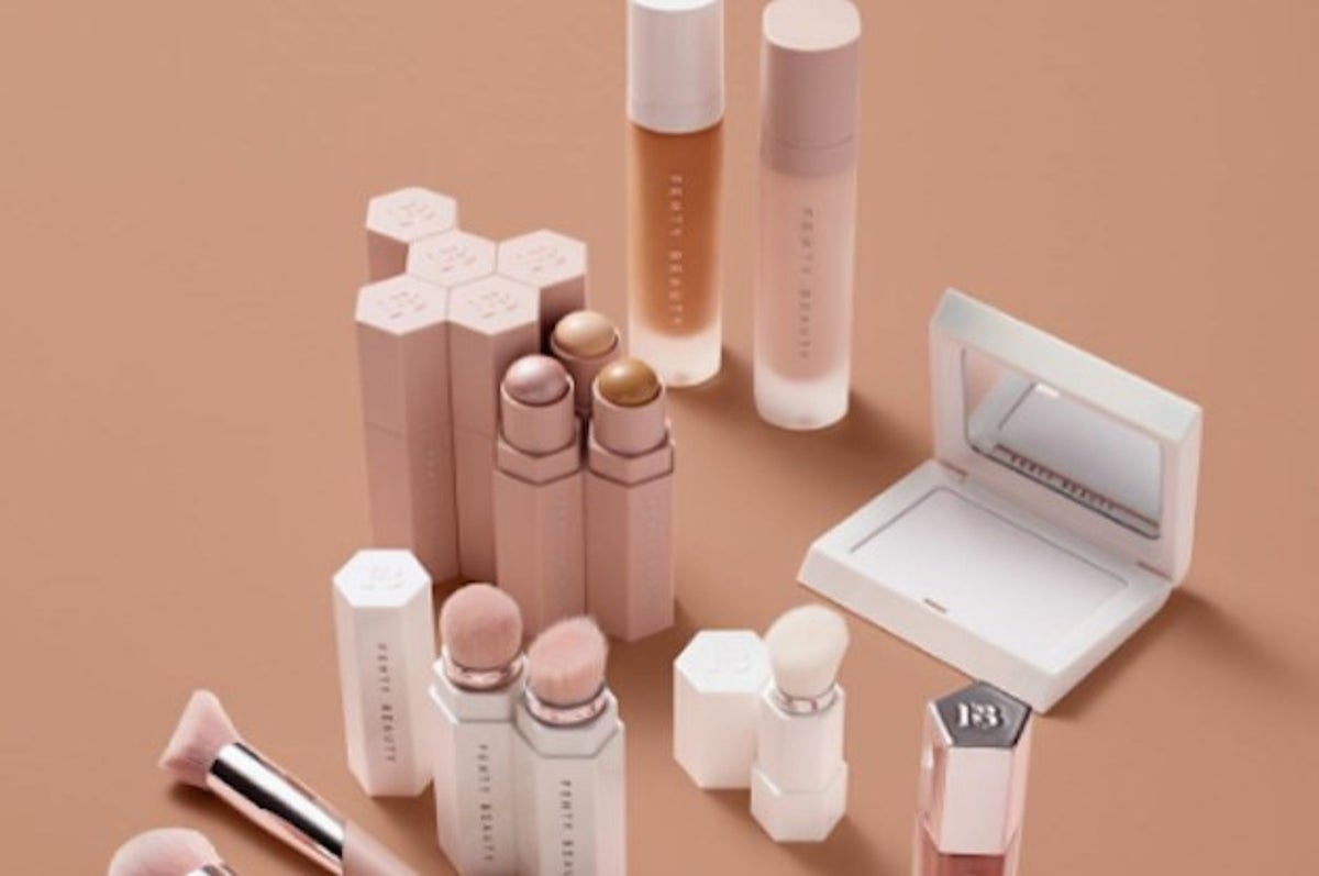 What to Buy From Rihanna's Fenty Beauty Makeup Line