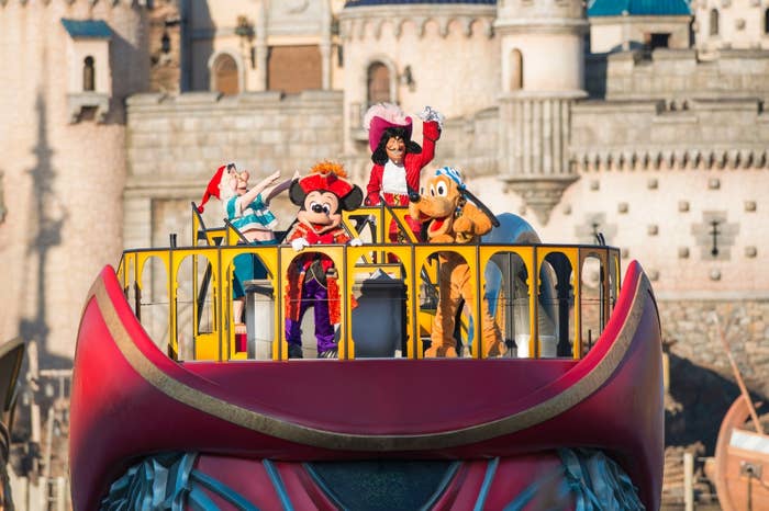 悪役なのに かっこよすぎ ディズニーシーに集まったヴィランズ達が最高すぎる