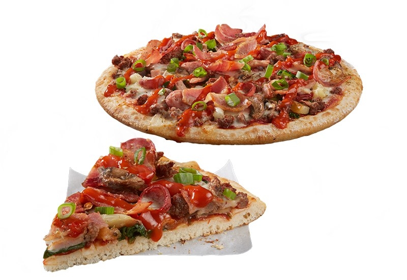 Nothing beats a supreme pizza, filled with all the best toppings. Supreme is renowned for its combination of tasty meats and vegetables. This one isn’t just called Loaded Supreme for nothing. It has ground beef, crispy rasher bacon, mushroom, pepperoni, Italian sausage, baby spinach, smoked leg ham and pineapple topped with oregano, tomato capsicum sauce and spring onion. Paired with a cheesy crust base, it makes your mouth water just thinking about it.