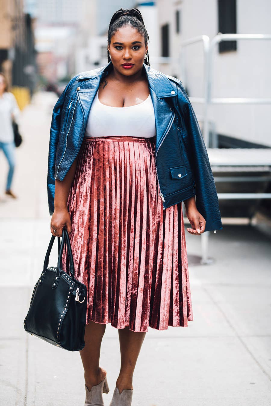Take fashion cues from these stylish plus-size celebrities