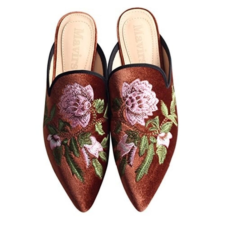 25 Stylish Pairs Of Shoes That Basically Feel Like Slippers