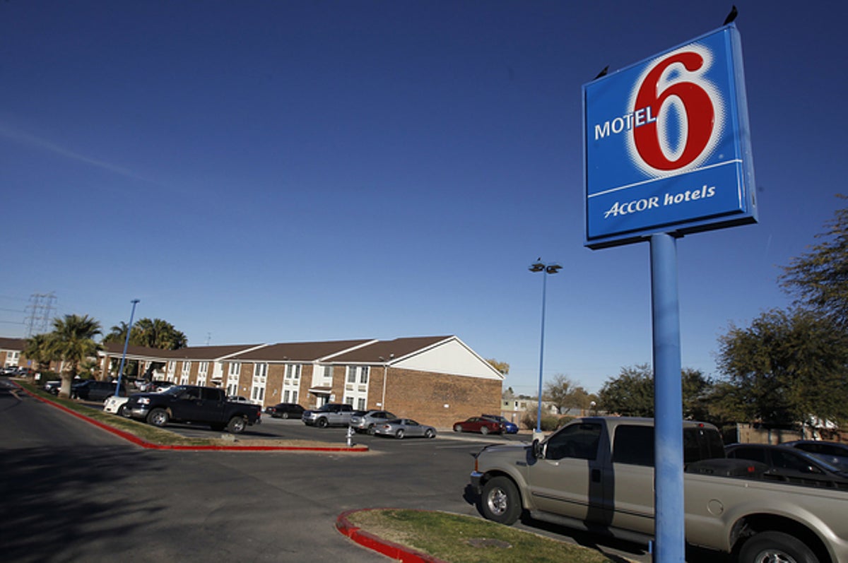 Motel 6 Says It Will Ban All Locations From Reporting Undocumented