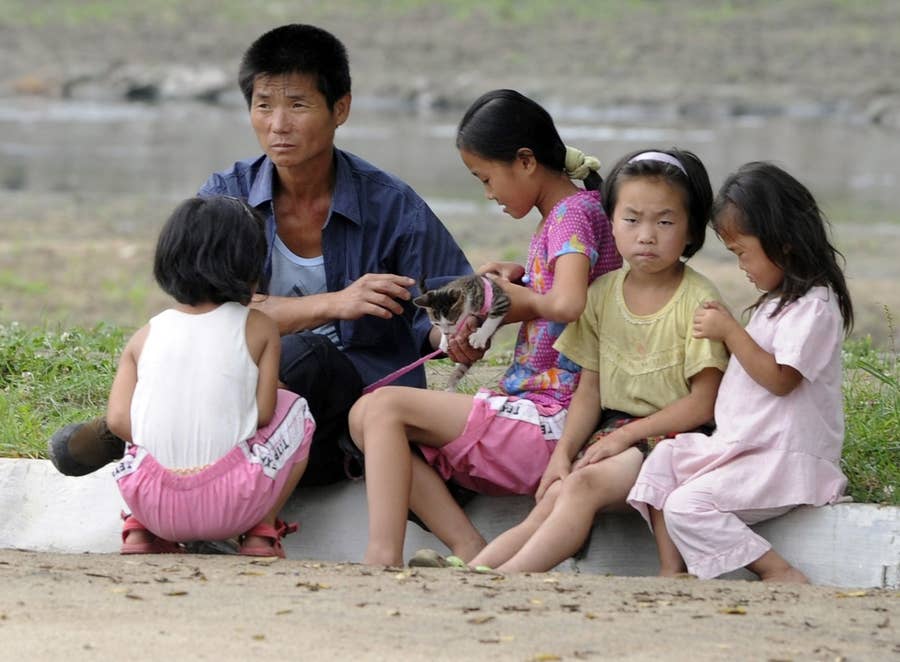 北朝鮮の 子どもたちの生活 を写した29枚の写真