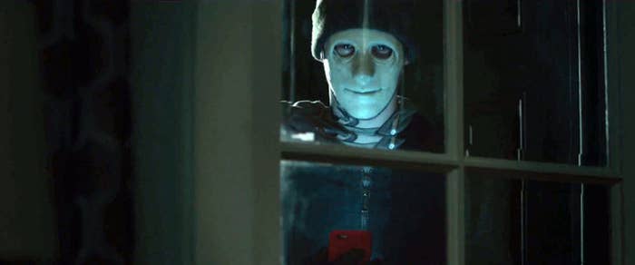 10 Terrifying Short Horror Movies to Watch in the Dark Tonight