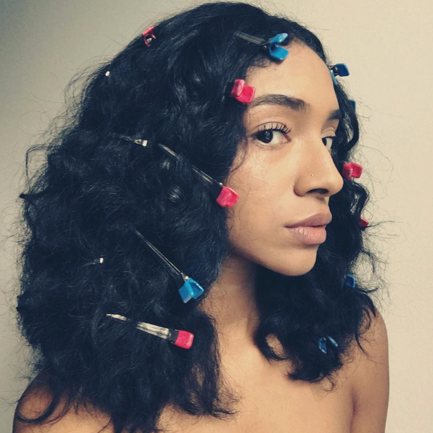 When you DON'T gotta costume, but you DO gotta bunch of hair clips like Solange.