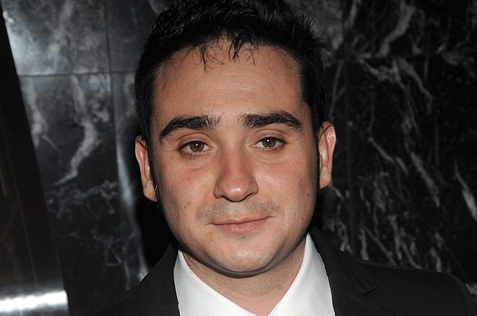 Conocido por 'El orfanato', 'Lo imposible' y 'Un monstruo viene a verme', Bayona es el primer director español en ponerse al frente de una superproducción de Hollywood de esta envergadura. A ti nos encomendamos, Bayona.