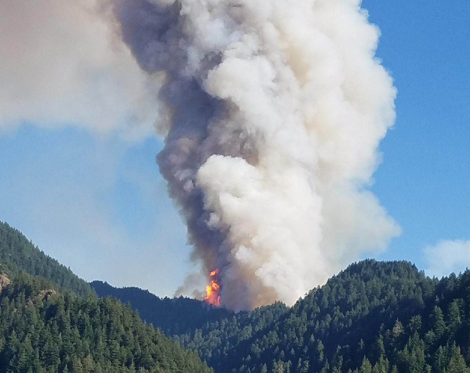 Oregon Is Battling A Massive Wildfire And It Was Allegedly Started By A ...