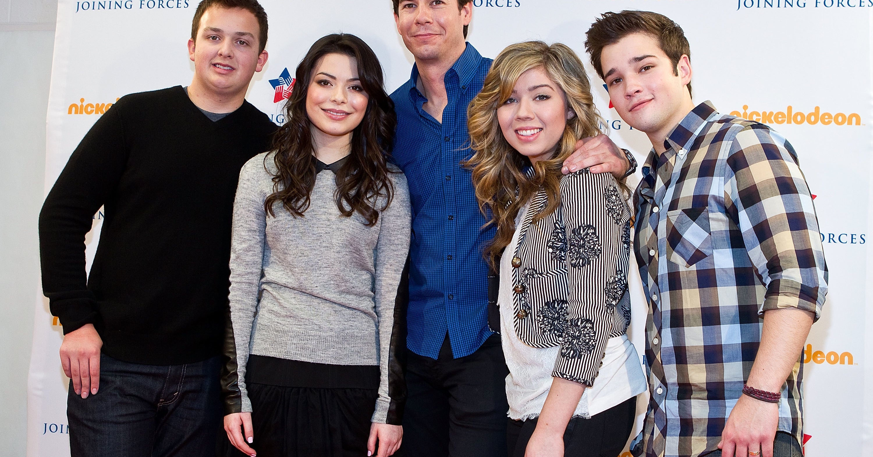 These 2 "iCarly" Cast Members Are Married Now And They're Cute AF