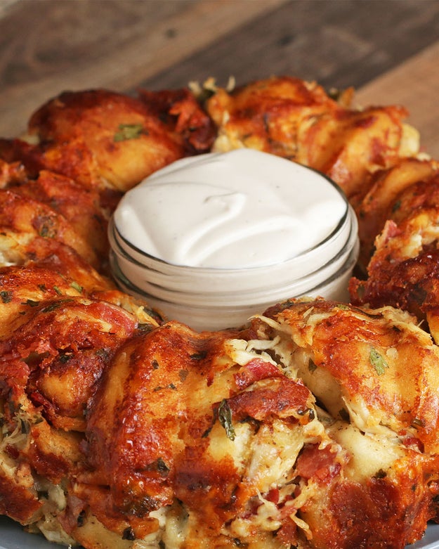 Chicken Alfredo Garlic Knot Ring