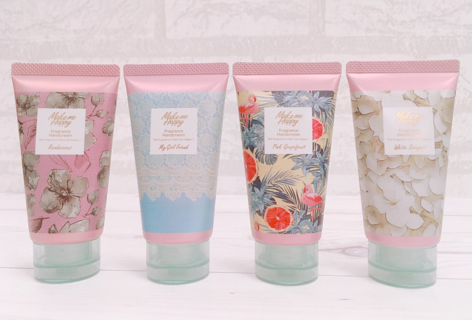 キャンメイクの香水 メイクミーハッピー がむっちゃいい感じ