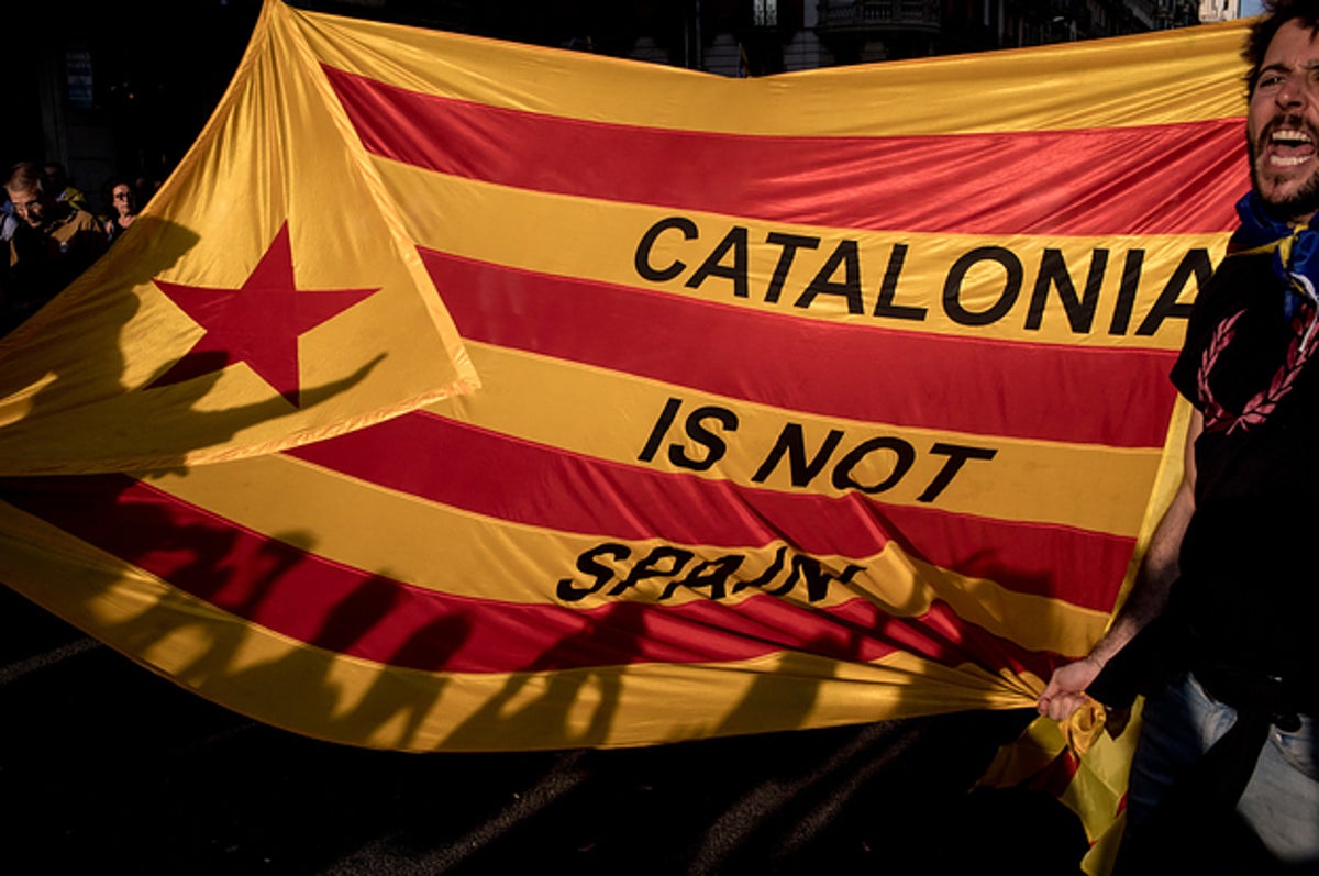 How Catalan independence would affect Spanish football