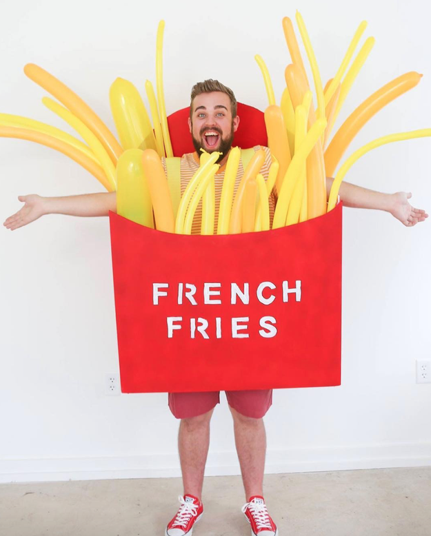 This creative pouch of French fries:
