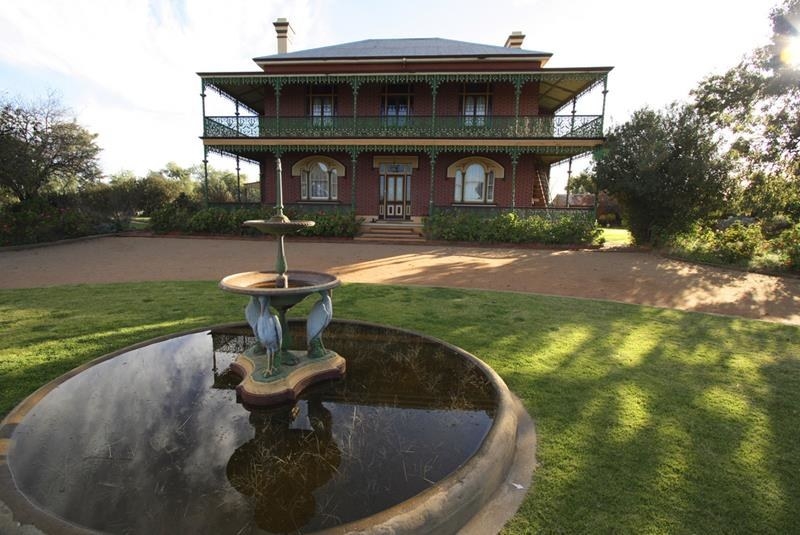 Monte Cristo Homestead is regarded as the most haunted location in Australia. From 1885 until 1948, the property was owned by the Crawley family who experienced many tragic deaths on residence, including a young child who was dropped down the stairs, a family maid who fell from the balcony and a stable boy who burned to death. Even worse (if possible), the mentally ill son of the caretaker was chained up in the caretaker’s cottage for over 40 years. He was found next to the body of his dead mother and consequentially sent to a mental institution where he later died. A later caretaker was also murdered in the cottage.Reports. Sightings of the ghost of Mrs. Crawley, wife of the man who built the home in the 1880s. Full bodied apparitions. Visitors fainting or suffering from asthma attacks. Spirits of past servants and children. Hearing strange noises