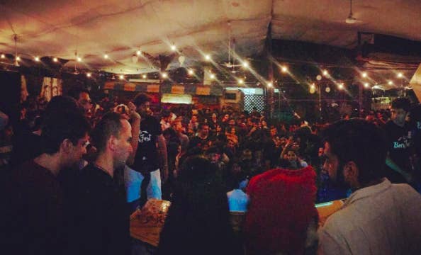 Multiple Women Are Calling Out Pune S High Spirits Cafe Over Incidents Of Alleged Harassment The latest spate of stories come from pune's party spot, high spirits cafe, where multiple women have accused its owner khodu irani of sexually harassing and assaulting them.