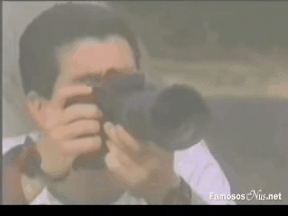 Nos primeiros episódios teve até uma bundinha do Thiago Lacerda.