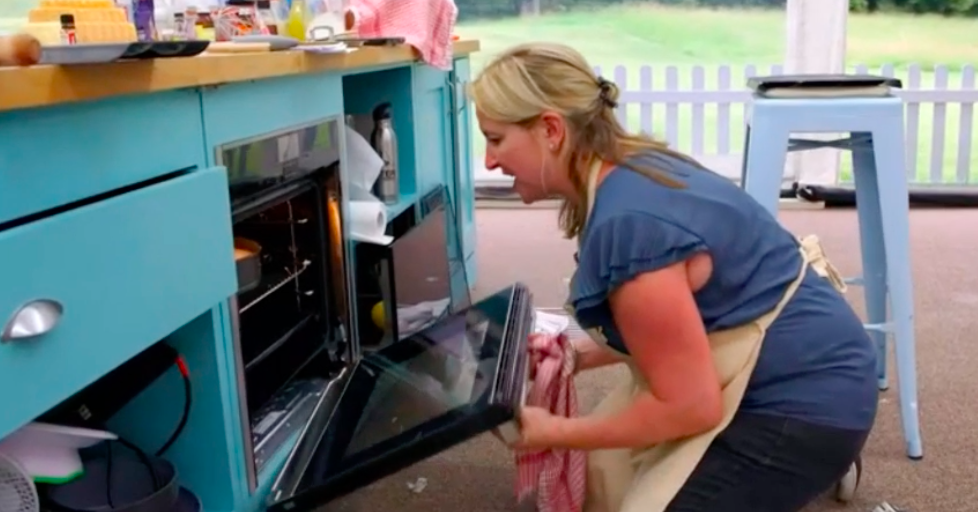 An Oven Door Fell Off On "The Great British Bake Off" And It Was