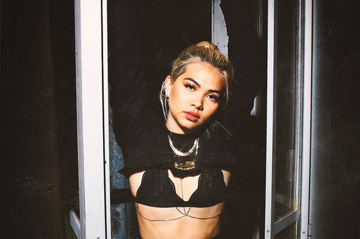 1200px x 797px - If You've Ever Had A Crush, You're Going To Have Some Feelings About Hayley  Kiyoko's New Single