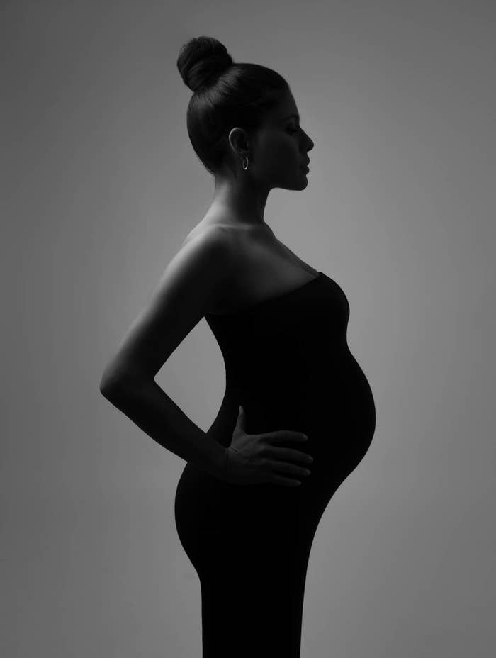 From Melani's Matenity photo series of expectant mothers.